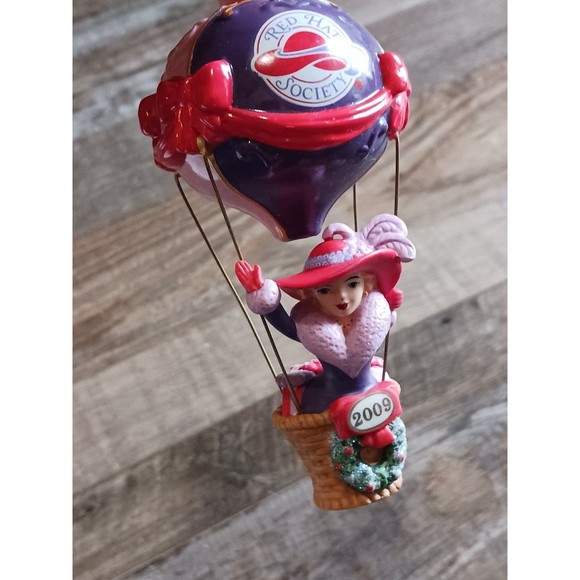 Red Hat Society 2009 Ornament - Picture 5 of 9